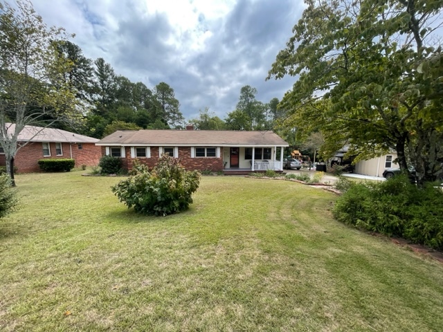 Building Photo - 711 Riverview Dr