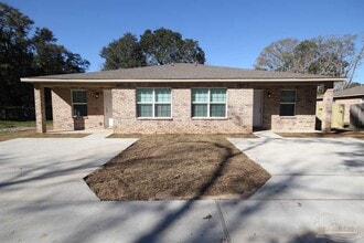 Building Photo - 3417 W Fisher St
