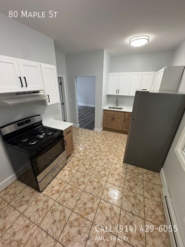 Photo - 80 Maple St Apartment