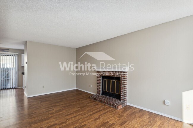 Building Photo - 9316 E Funston Ct