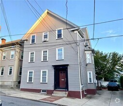 Building Photo - 179 Transit St