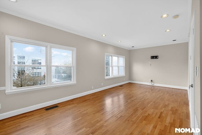 Foto del edificio - 75 E Wesley Rd NE