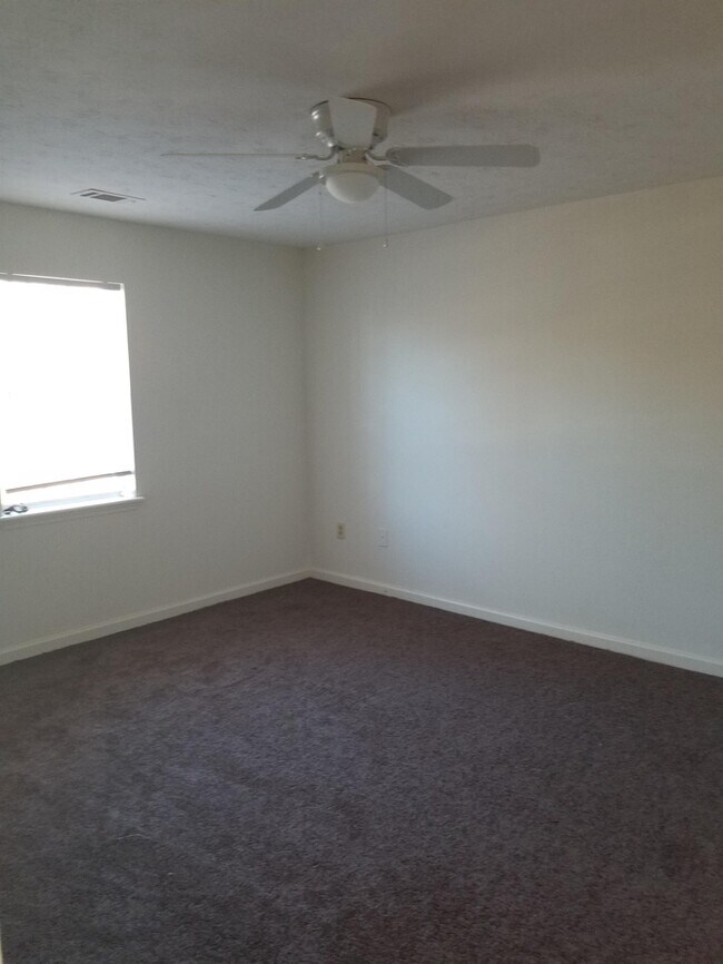 Foto del edificio - 195 Big Oak Cir