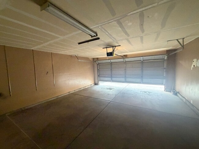 Building Photo - 1832 Chicoma Rd