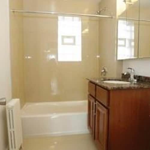 Building Photo - 108 Fellows Ct