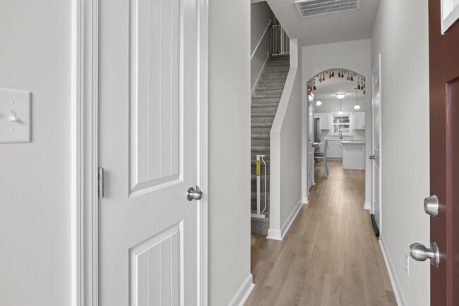 Foto del edificio - 243 Shallowbag Bay Ln