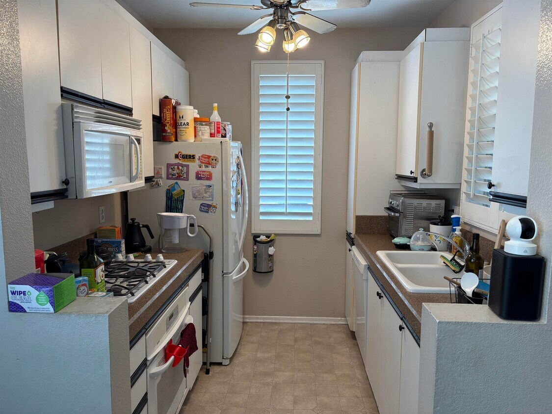 Foto principal - 10915 Sabre Hill Dr