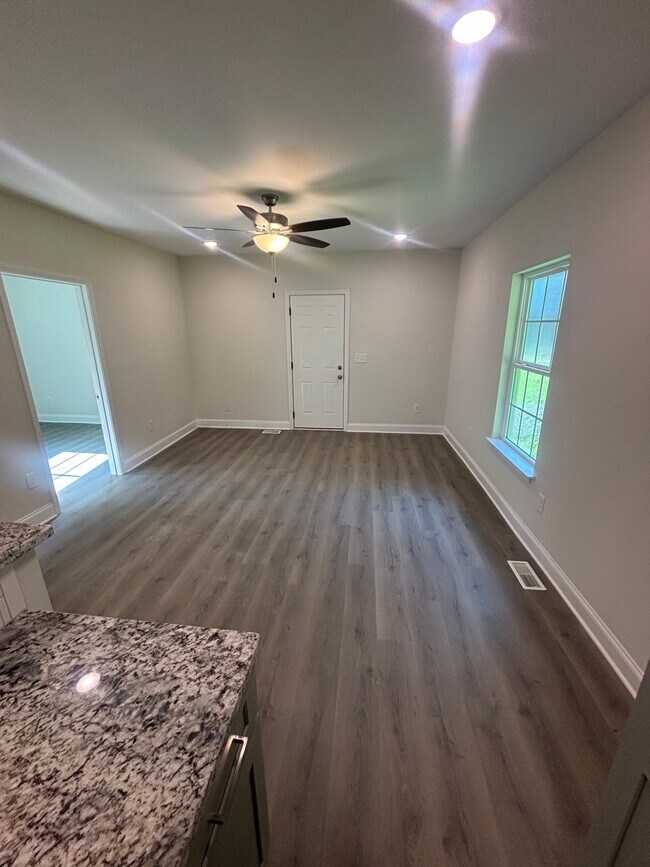 Foto del edificio - 1364 Bald Hill Loop