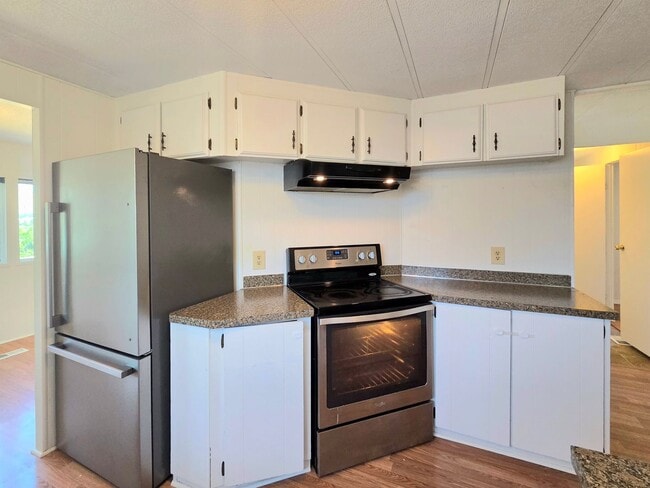 Foto del edificio - Cute 2-Bedroom & 2-Bathroom Single Family Home for Rent!