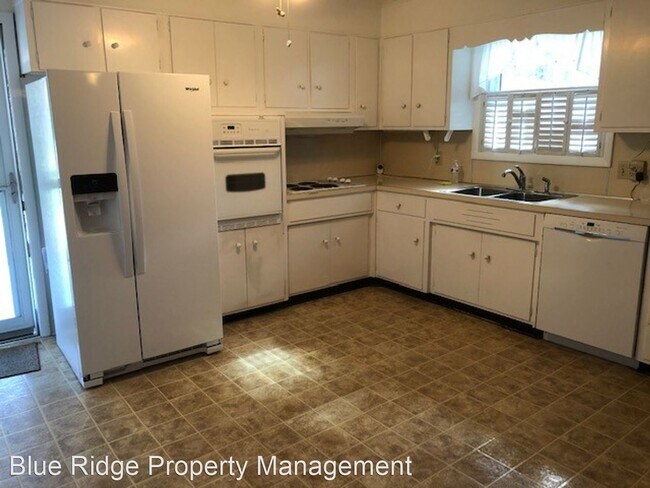 Building Photo - 5 br, 4 bath House - 3801 Telstar Drive
