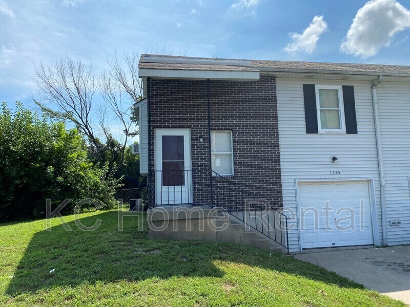 Foto principal - 1525 Jackson Ave