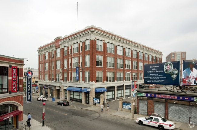 Building Photo - Demeter Lofts at the Park