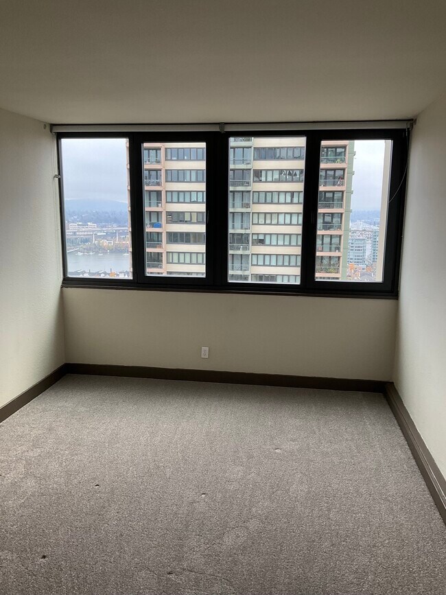 Bedroom/view (new roller blinds) - 255 SW Harrison St