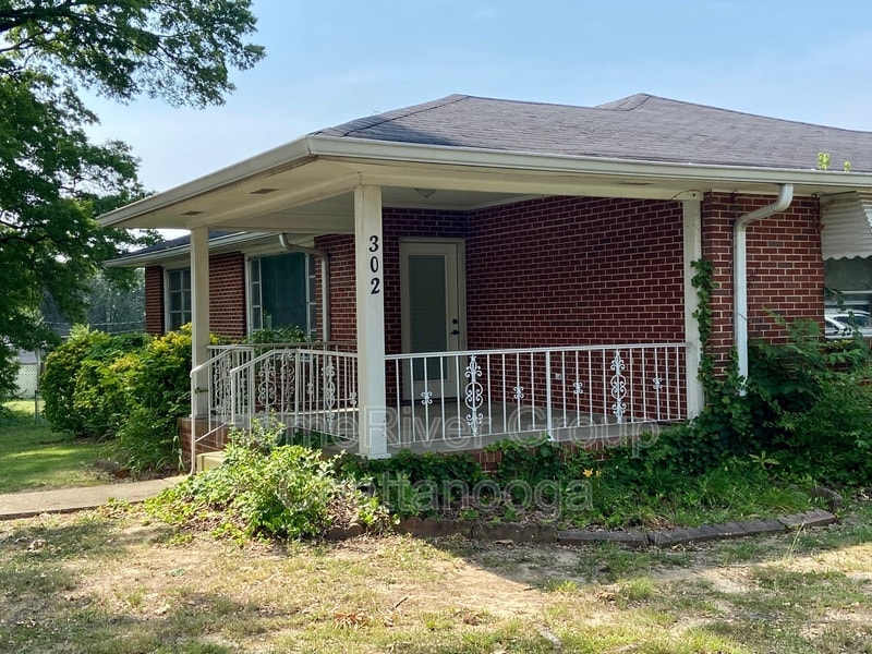 302 McBrien Rd, Chattanooga, TN 37411
