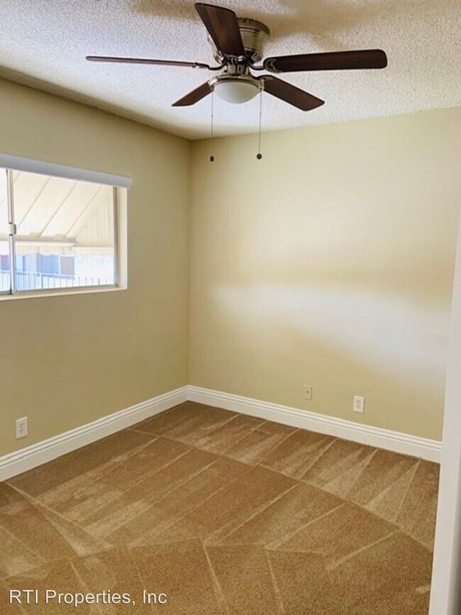 Foto del edificio - 4500 Lakewood Blvd