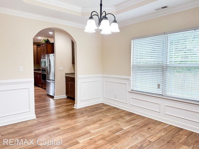 Building Photo - 4 br, 2.5 bath House - 18 MARINA DRIVE