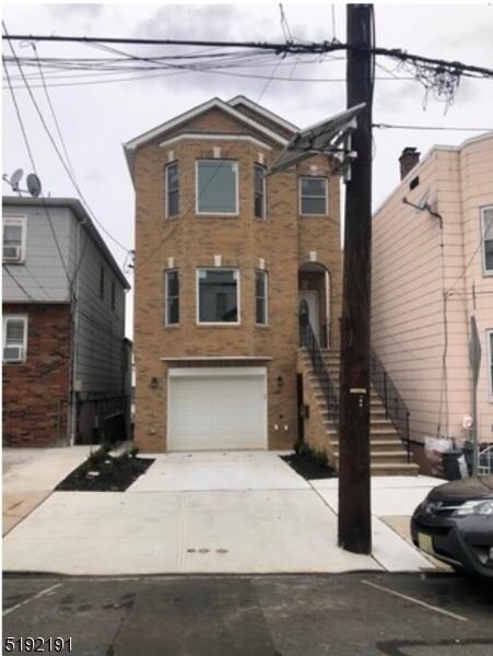 Primary Photo - 485 Liberty Ave