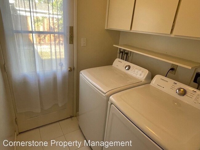 Building Photo - 3 br, 2 bath House - 3158 Balmoral Drive