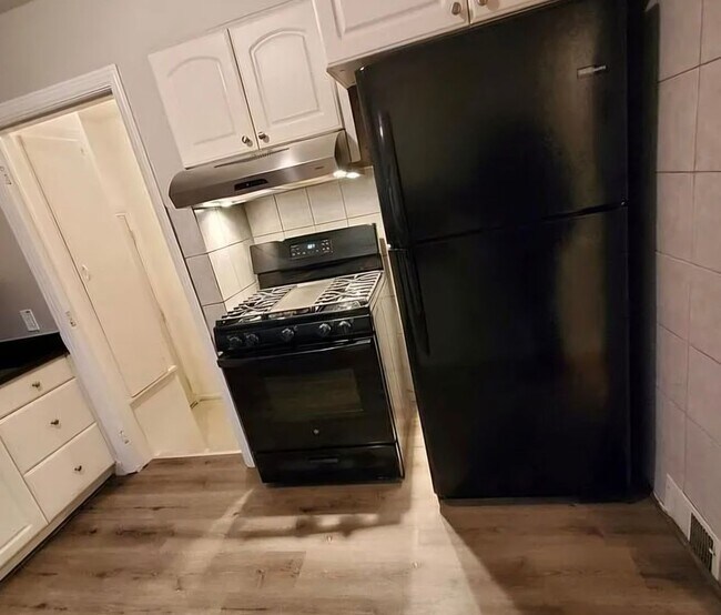 Foto del edificio - Welcome Home!!!  Oak Park 3 bedroom brick ranch