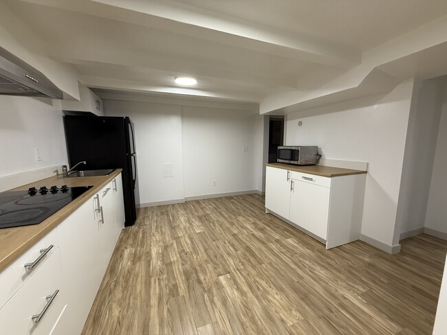 Building Photo - 1214 500 N