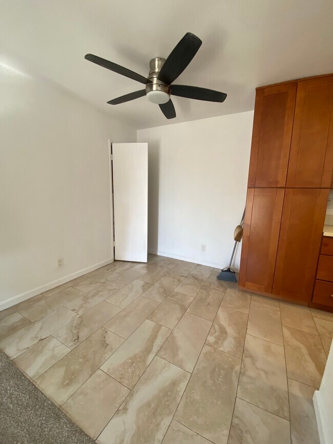 Foto del edificio - 9454 Twin Trails Dr