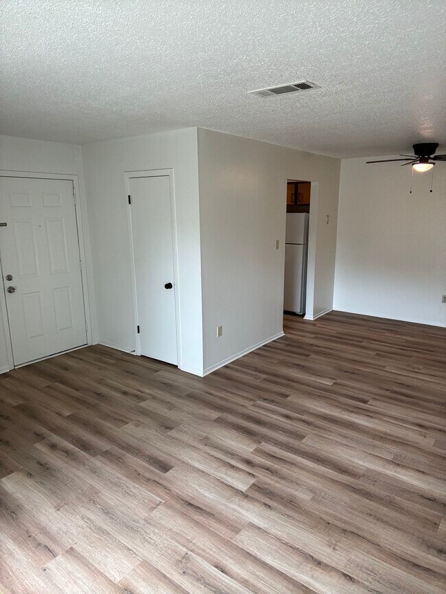 The Oaks Apartments Apartments in Gulfport, MS