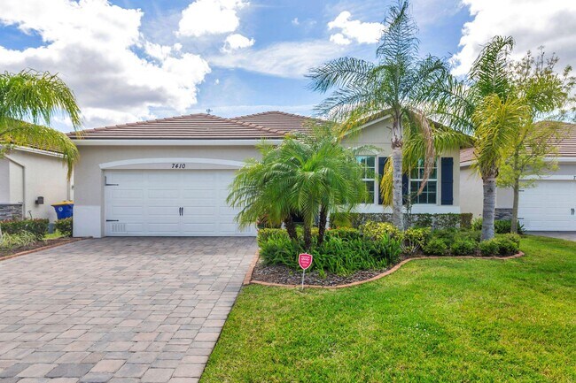 Foto del edificio - 7410 SW Harbor Cove Dr
