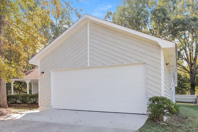 Foto del edificio - 4726 Butterwick Ln