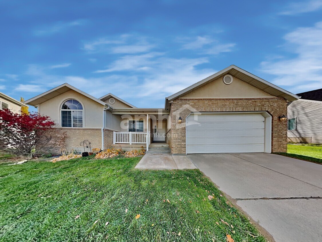 7588 S 2020 E House Rental in South Weber, UT
