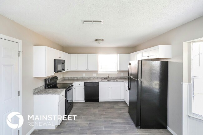Building Photo - 6409 Stardust Dr S