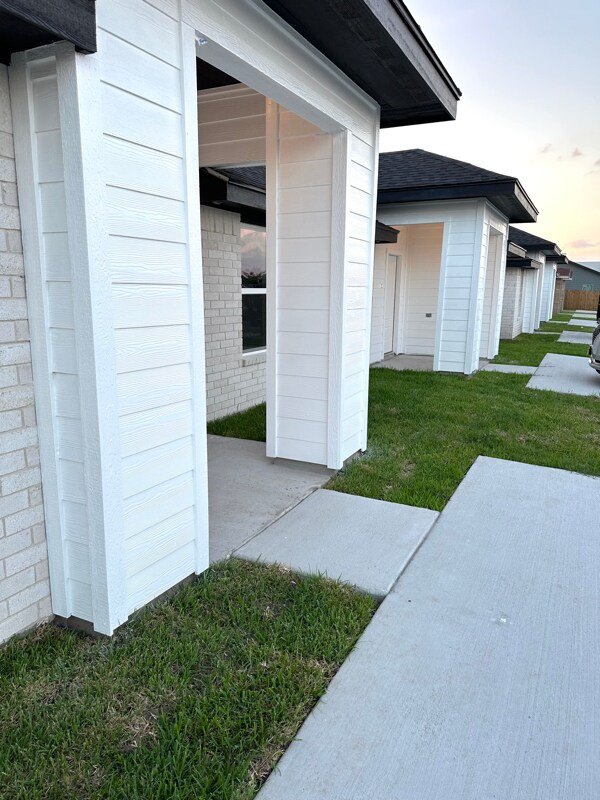 Foto del edificio - 324 Uva Ln