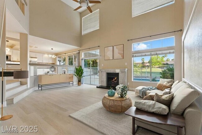 Foto del edificio - 2445 Antler Point Dr