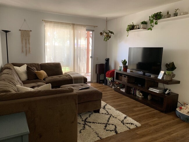 Living Room - 4065 Porte La Paz