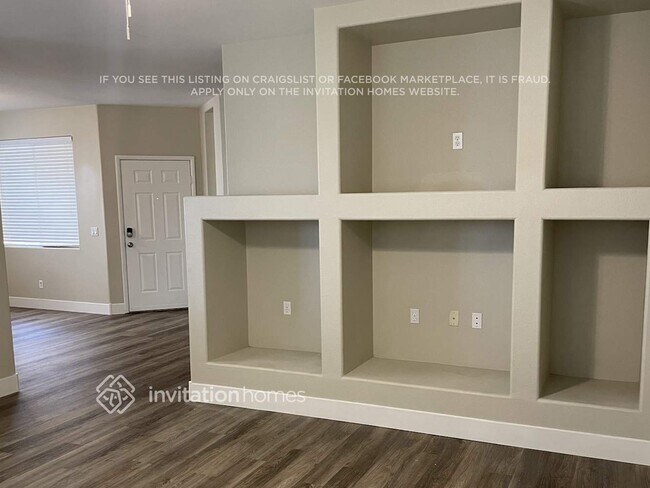 Foto del edificio - 7812 Picnic St