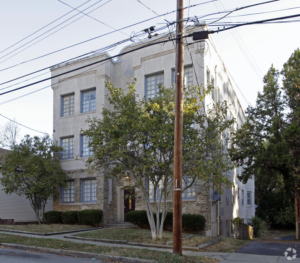 Building Photo - 6622 Coleridge Ave