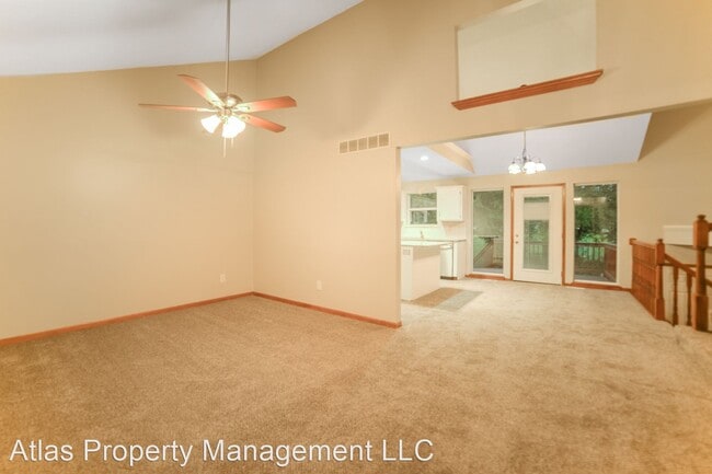 Building Photo - 3 br, 3 bath House - 1901 Apache Court