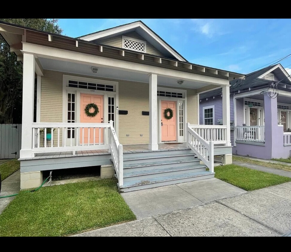 Primary Photo - 120 N Hennessey St