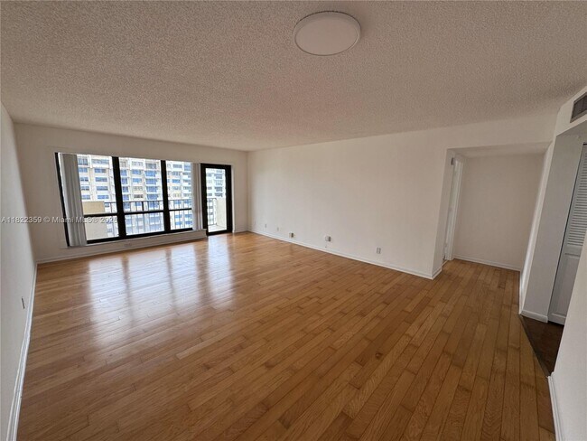 Foto del edificio - 5000 N Ocean Blvd