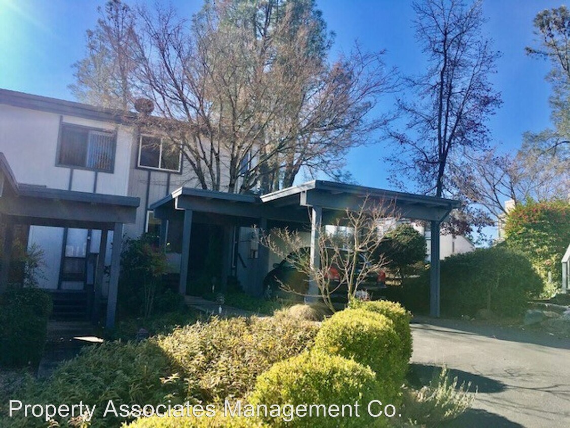 Primary Photo - 2 br, 1.5 bath House - 107 Rockwood Way