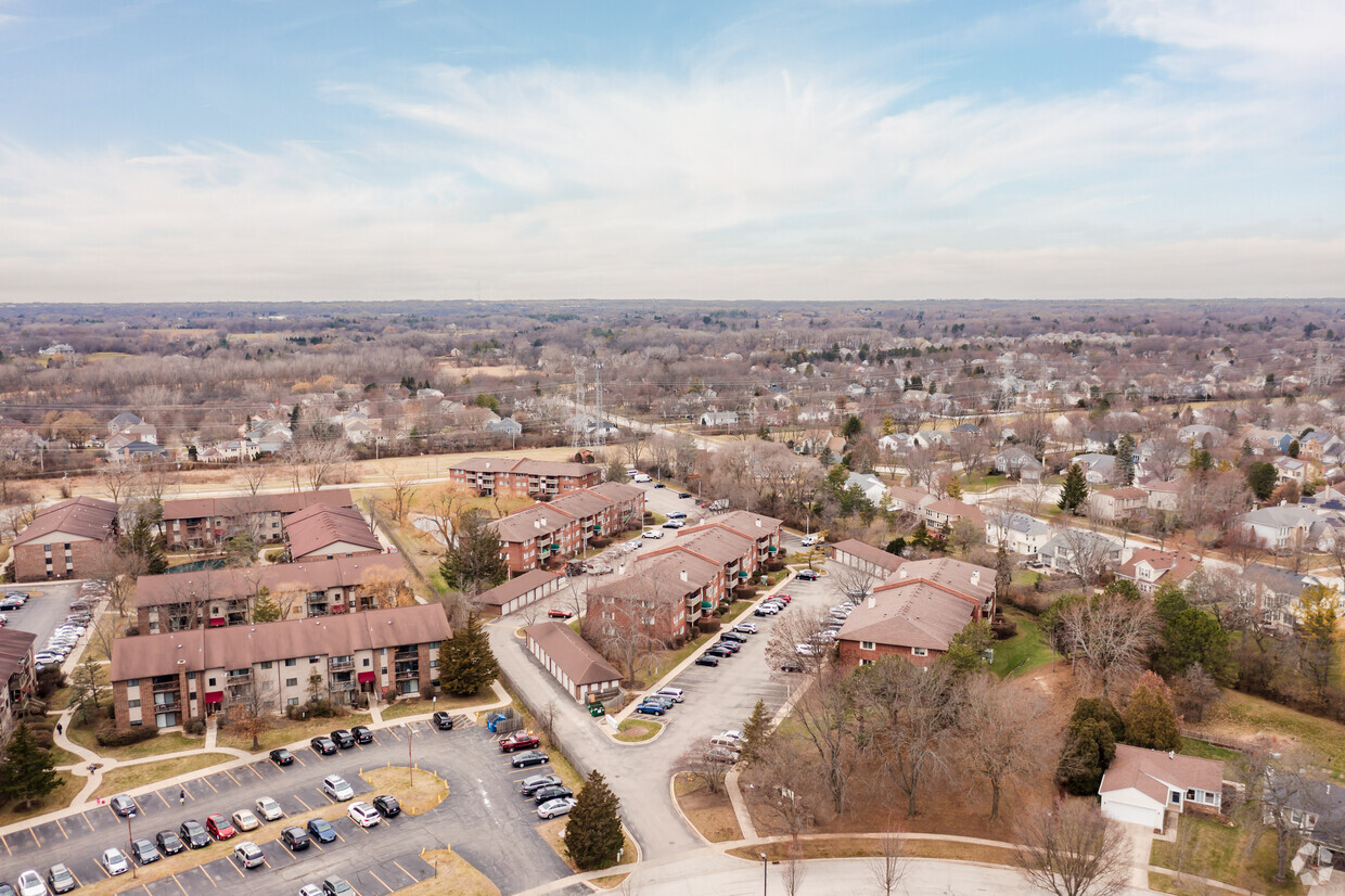 Aerial Photo - Lakewood Villas Apartments