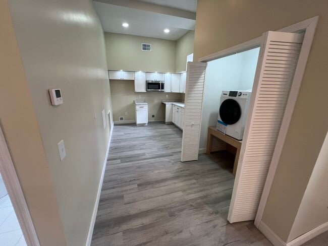 Foto del edificio - 1316 11th Ave