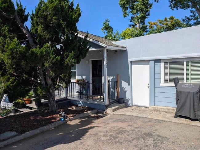 Building Photo - 503 Marine View Ave