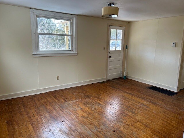 Foto del edificio - 1401 Slaterville Rd