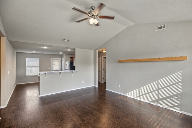 Building Photo - 1321 Apollo Dr