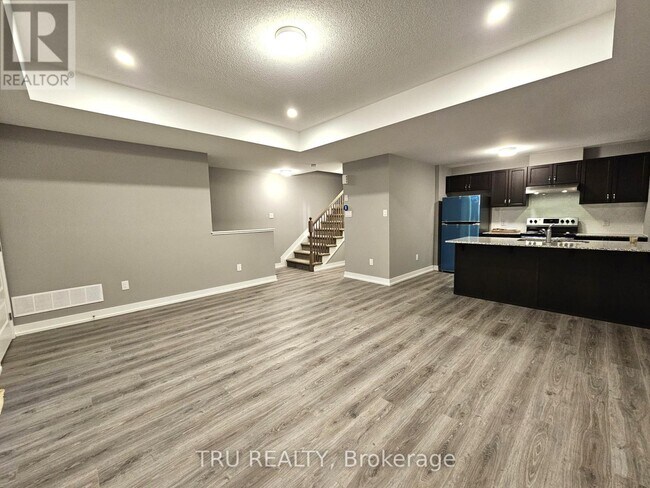 Building Photo - 230 Anyolite Private