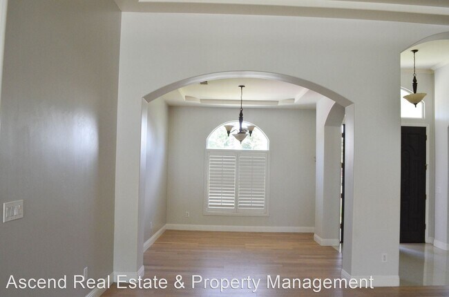 Foto del edificio - 3 br, 2.5 bath House - 5507 Brigadoon Ln