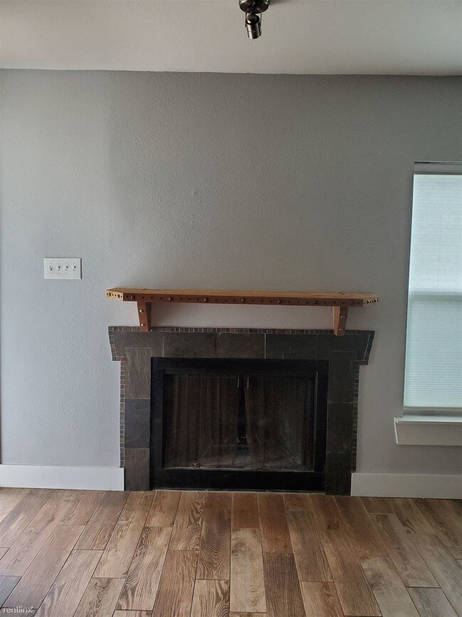Building Photo - 2 br, 1 bath House - 11705 Spring Club Dr