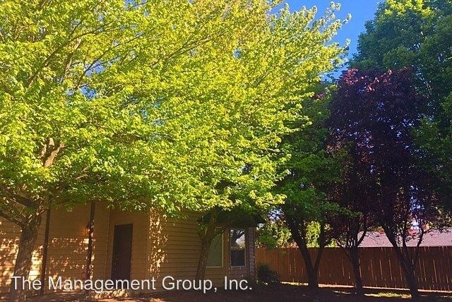 Building Photo - 3500 NE 50th Ct
