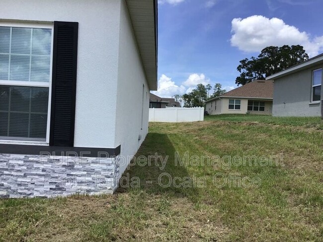 Building Photo - 4285 NW 1st Ct Rd
