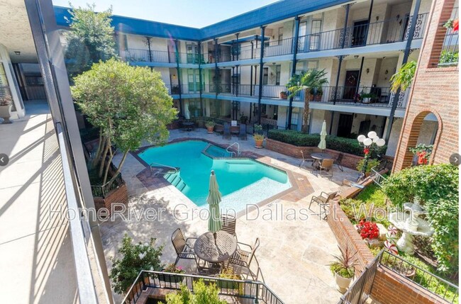 Foto del edificio - 8610 Turtle Creek Blvd